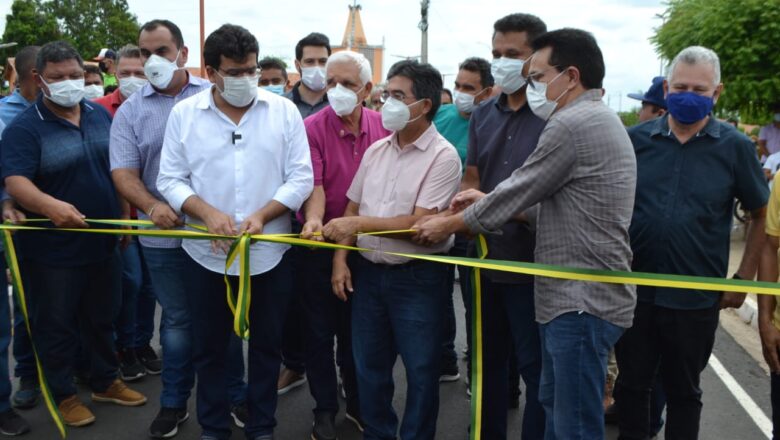 Governo do Estado inaugura obras na região dos Cocais