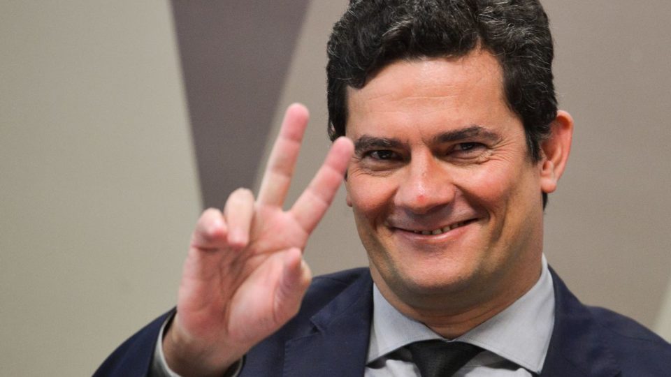 Sergio Moro se filia ao Podemos e entra oficialmente para a política