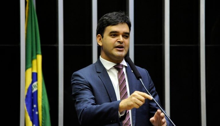 Projeto aumenta em duas horas o período de proibição de busca e apreensão em domicílios