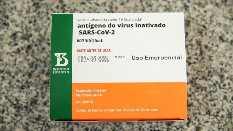 Piauí vai distribuir as primeiras 50 mil doses de Coronavac para vacinação de crianças