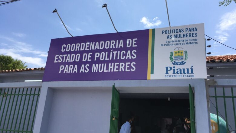 Coordenadoria da Mulher realiza parceria com o Projeto Kunhãgwé para grafitar a nova sede da CEPM