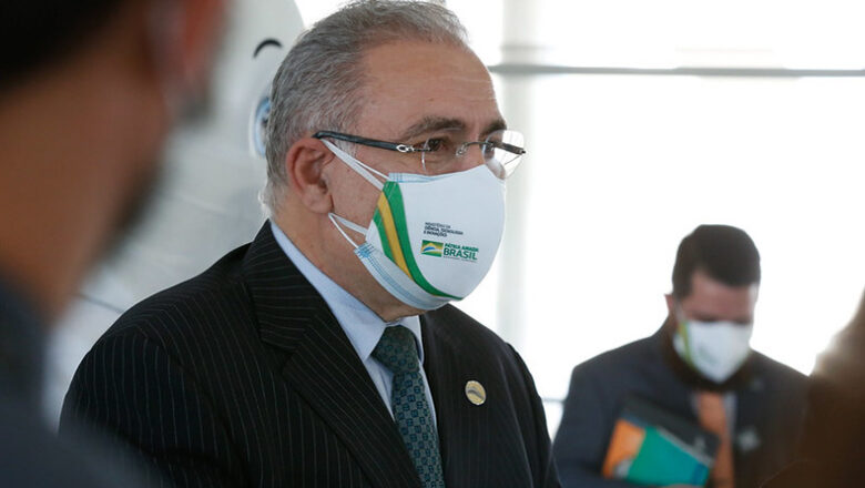 Queiroga diz que Brasil tem dois casos de Covid da variante deltacron