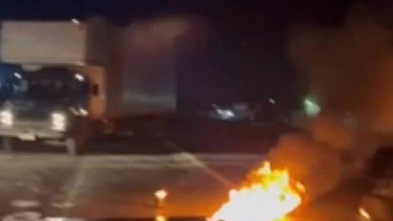 Caminhoneiros queimam pneus e bloqueiam pista no oeste da Bahia