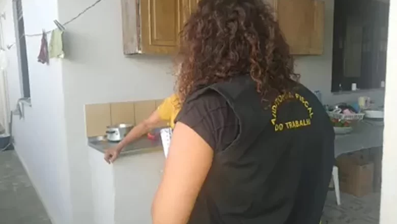 Mulher é resgatada após 34 anos de trabalho análogo à escravidão na Bahia