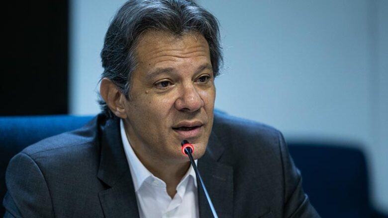 Haddad diz a empresários que 8% de taxa de juro real é inexplicável