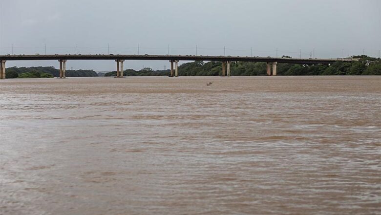 Rio Parnaíba entra em cota de atenção em Teresina e Defesa Civil reforça monitoramento