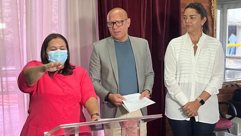 Deputada Janaina Marques assume Secretaria de Desenvolvimento Econômico