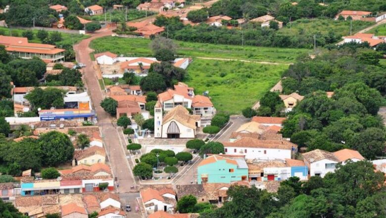 Homem invade casa e tenta estuprar mulher na cidade de Brasileira