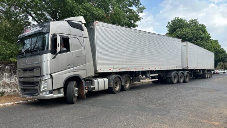 Caminhoneiro que transportava 13kg de cocaína é preso pela Polícia Civil em Teresina