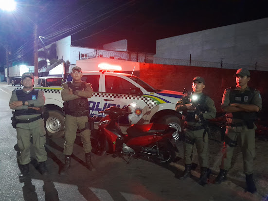 Homem é perseguido e assassinado a tiros dentro de comércio em Luís Correia