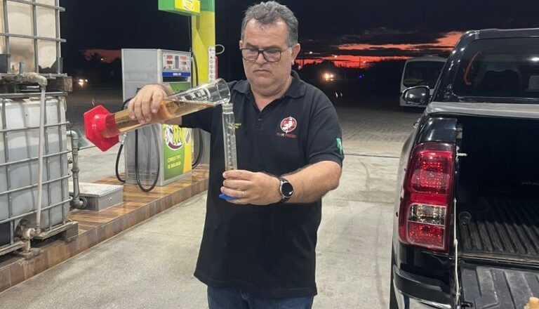 Dez postos são autuados pelo Procon por venda irregular de combustível no Piauí
