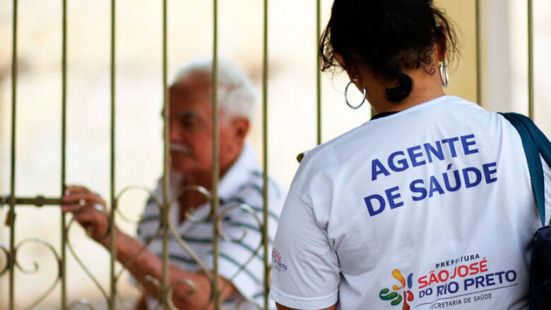 Governo vai pagar auxílio para agentes de sáude que trabalham com transporte próprio