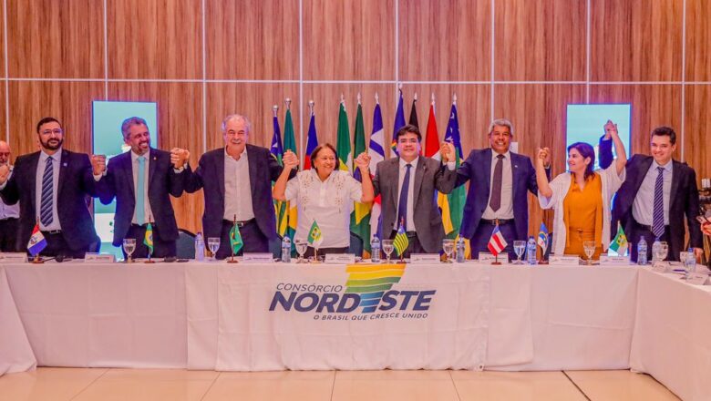 Rafael Fonteles é eleito presidente do Consórcio Nordeste por unanimidade