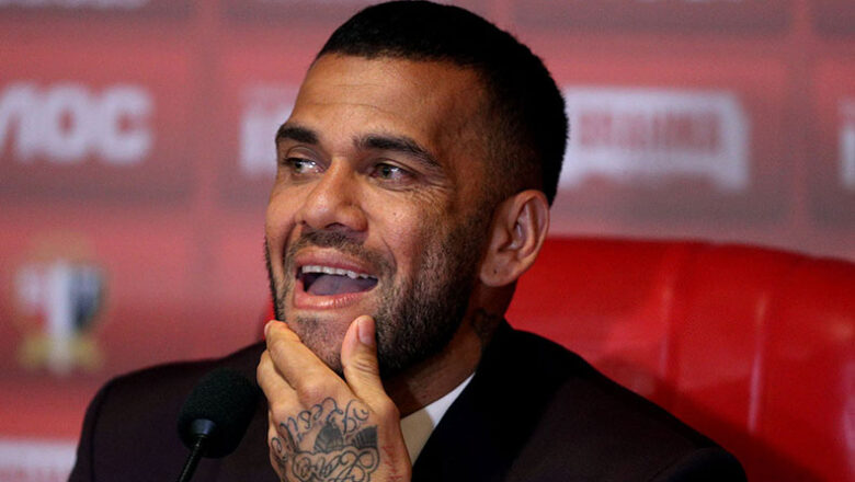 Tribunal espanhol anula condenação de Daniel Alves por agressão sexual