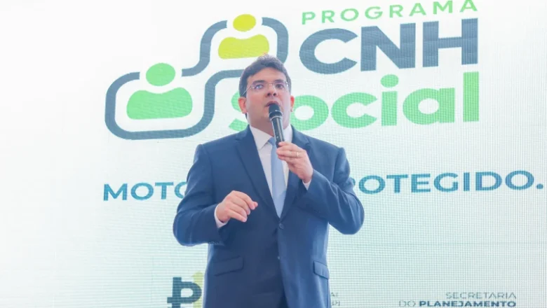 Governo do Estado lança programa que irá disponibilizar 60 mil CNHs e capacetes gratuitos