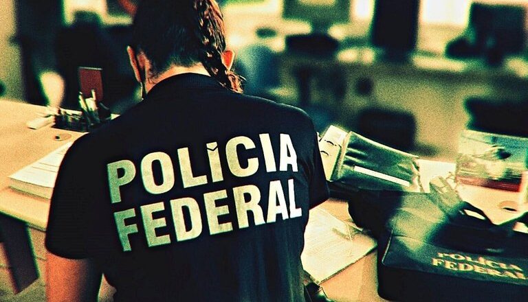 Homem tenta obter registro de médico com diploma falso e é preso pela PF em Teresina