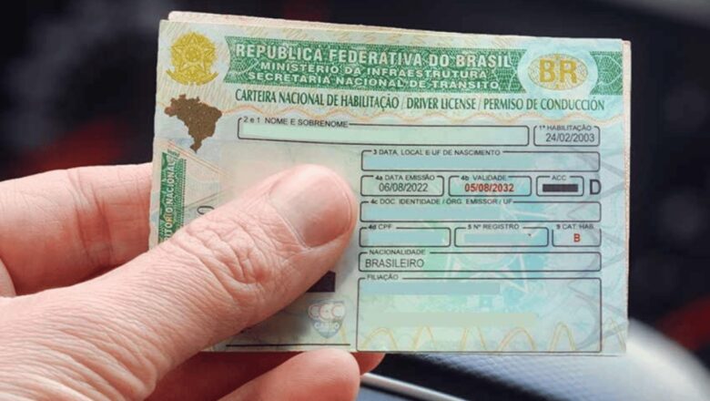 Governo do Piauí sanciona Programa CNH Social com gratuidade para estudantes da rede pública