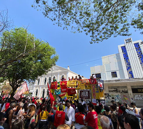 Manifestantes protestam em Teresina contra PEC da Blindagem e PL da Anistia