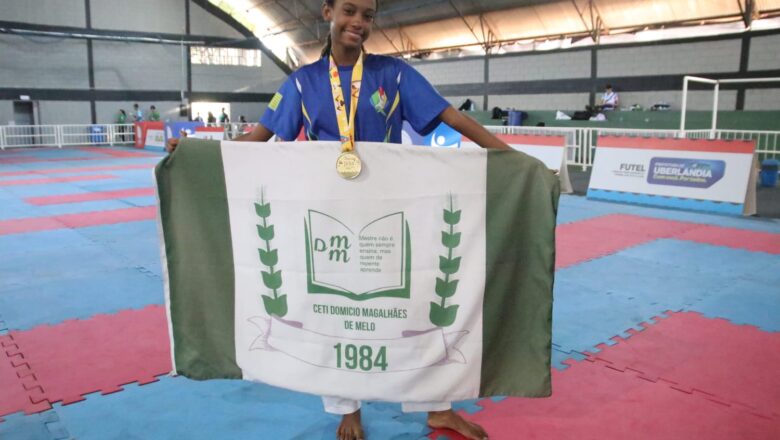 Estudante da rede estadual conquista ouro no karatê nos JEBs 2025