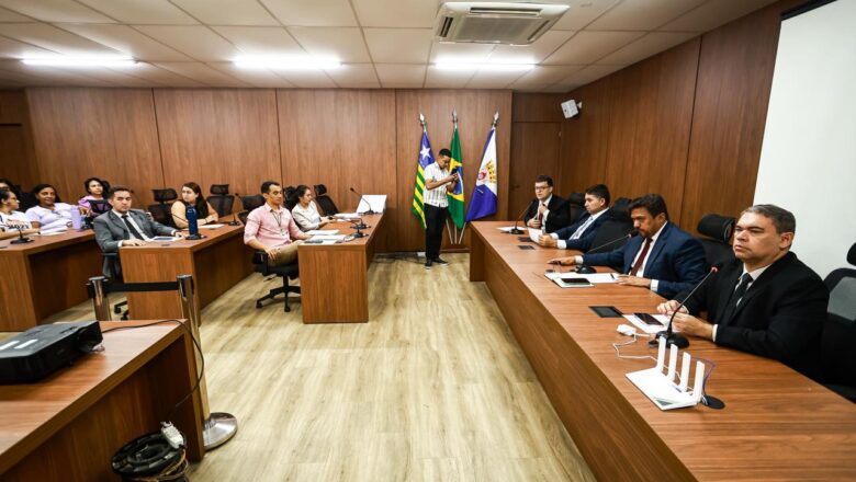 Câmara aprova indicativo a ministro Alexandre Padilha que visita Teresina sábado