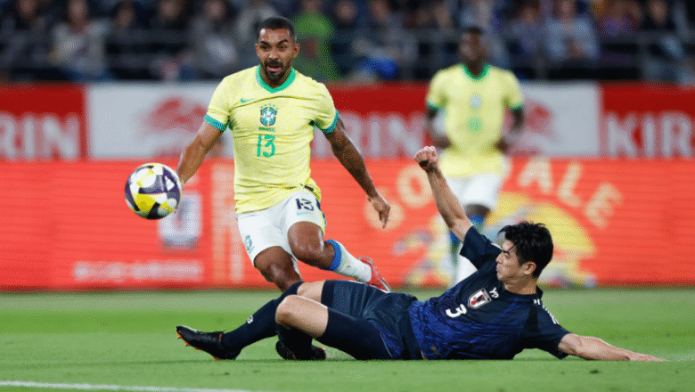 Zagueiro falha duas vezes, Brasil perde do Japão pela 1ª vez na história