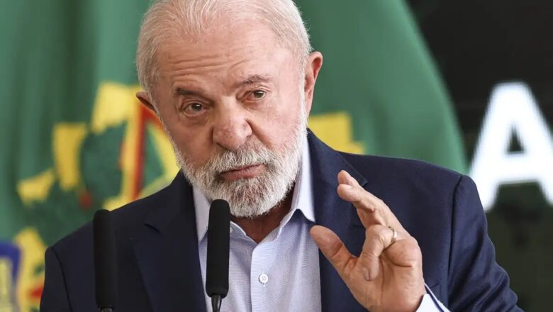 Vaga de Barroso no STF reaviva pressão sobre Lula