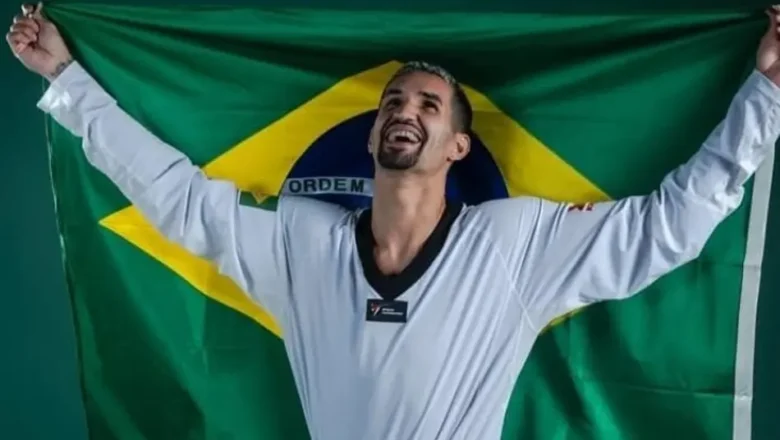 Brasileiro Netinho Marques é prata no Mundial de Taekwondo Wuxi 2025