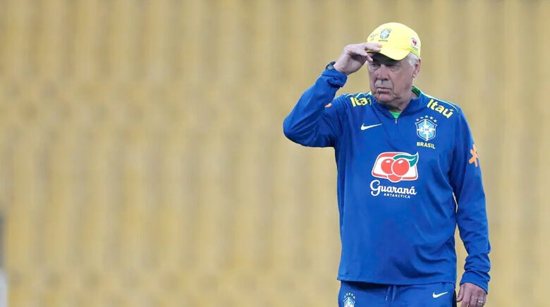 Ancelotti chega ao Brasil para convocar a Seleção com uma série de desfalques