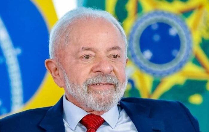 Lula sanciona lei que garante pensão para filhos de vítimas de feminicídio