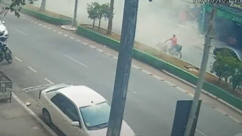 Fachada de prédio desaba e deixa dois feridos em SP