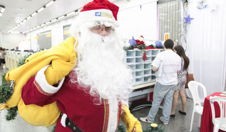 Campanha ‘Papai Noel dos Correios’ já começou; saiba como adotar uma cartinha