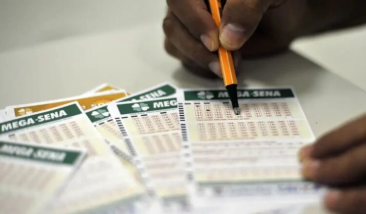 Mega-Sena: prêmio de R$ 27 milhões será sorteado neste sábado