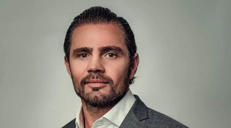 Polícia Federal prende Daniel Vorcaro, dono do Banco Master, durante operação em SP