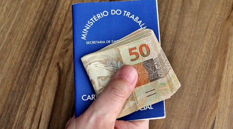 13º salário: o que você precisa saber antes de receber o benefício