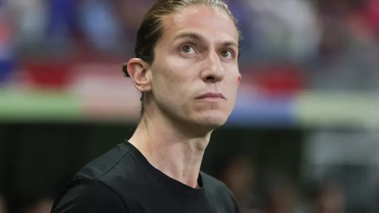 Flamengo se posiciona sobre rumores de saída de Filipe Luís