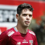 Exames apontam o real problema de Oscar, que está estável após desmaio