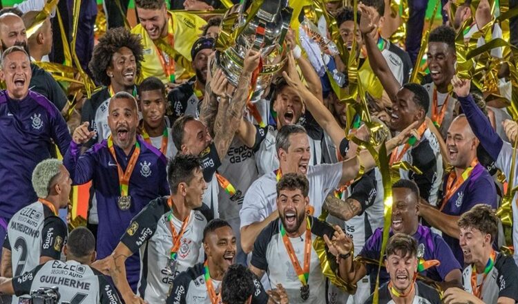 Corinthians bate o Vasco no Maracanã e conquista a Copa do Brasil