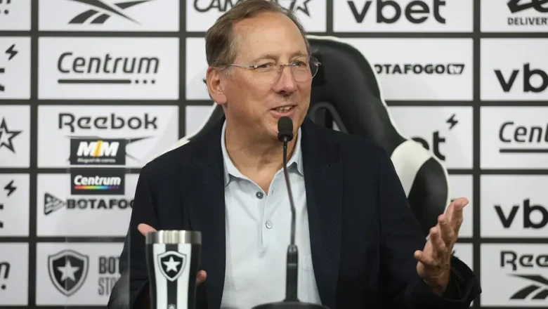 Botafogo vê 2025 como exemplo para acelerar buscas por novo técnico