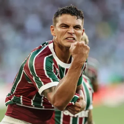 Thiago Silva estaria negociando com gigante europeu, afirma jornal
