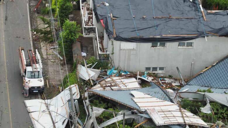 Tornado em Farroupilha, no RS, deixa estragos; veja imagens