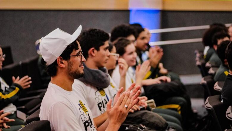 Do Piauí Para o Mundo: Estudantes da rede estadual retornam ao Brasil após intercâmbio de 30 dias na China e nos Estados Unidos