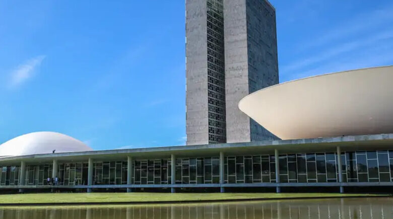 PL da Dosimetria pode se tornar lei mesmo com veto do presidente Lula; tire dúvidas