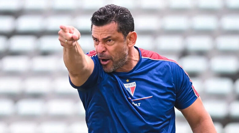 Ex-atacante, Fred pode conquistar primeiro título como treinador neste domingo