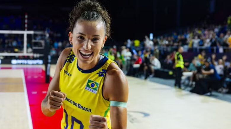 Gabi Guimarães é eleita a segunda melhor jogadora do mundo em 2025