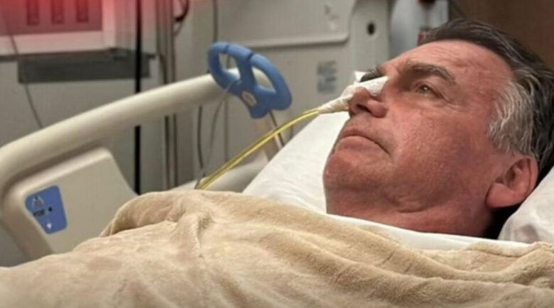 Bolsonaro volta a ter crises de soluços dias após procedimento