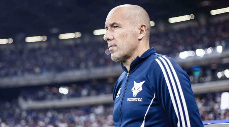 Leonardo Jardim decide deixar o Cruzeiro, e Tite surge como alvo principal