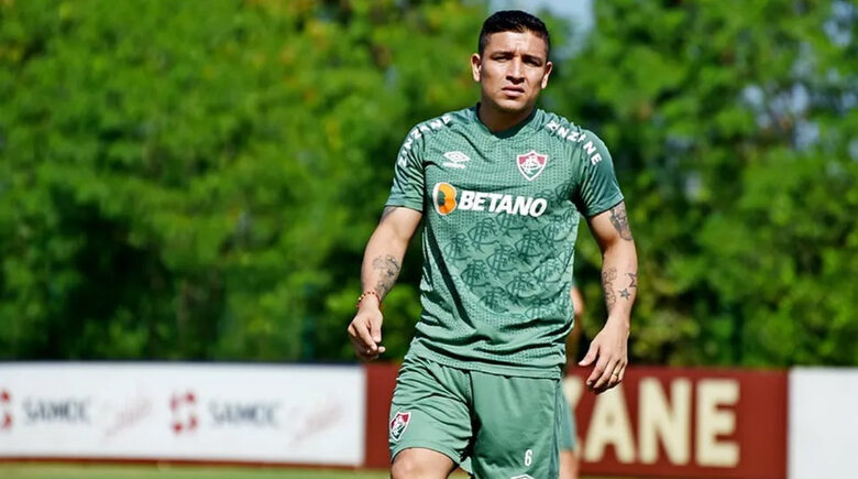 Equatoriano Mario Pineida, que jogou no Brasil, é assassinado a tiros no Equador