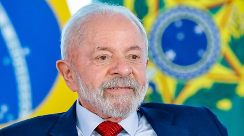 Presidente Lula assina indulto de Natal e exclui crimes contra a democracia