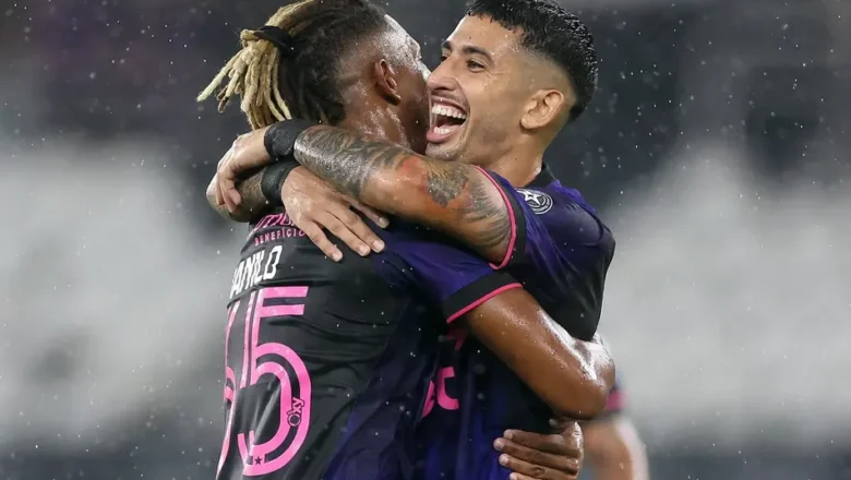 Botafogo vence o Bangu pelo Carioca em noite de protestos no Nilton Santos