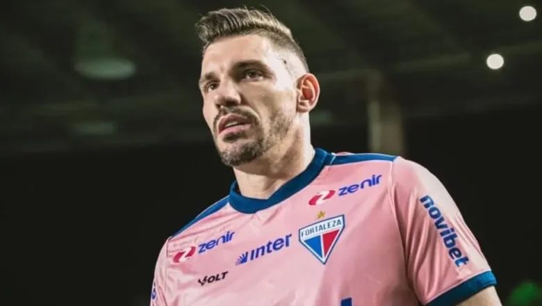 Corinthians chega a acordo com João Ricardo, mas contratação depende de exames